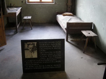 Auschwitz_74