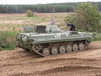 Panzerfahrschule 13